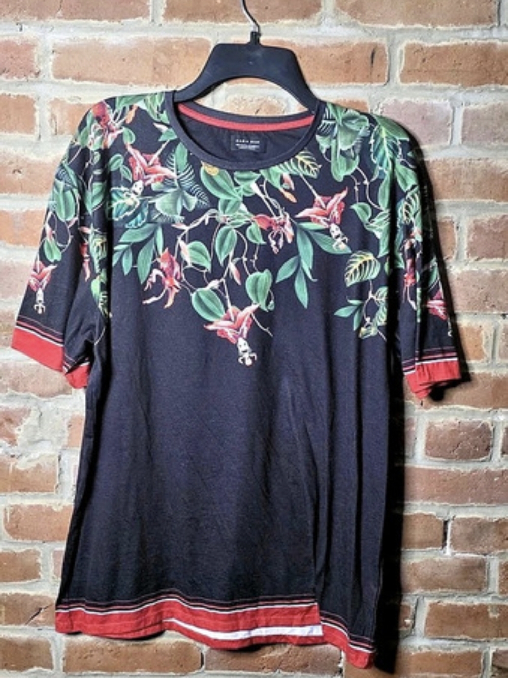 Zara Man Black Tropical Floral Orchid Graphic T-Shirt XL